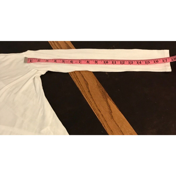 Vince Women's Long Sleeve White Scoop Neck Shirttail Hem Top - Size Small - Picture 5 of 9